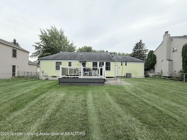 451 Park Meadows Drive, Lansing, MI 48917