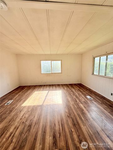 1485 B Old Hwy 97, Malott, WA 98829