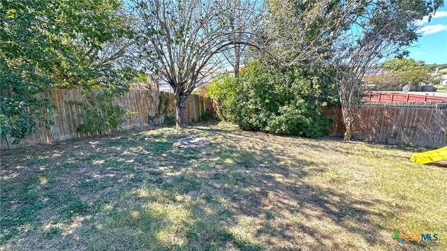 1302 Creek Street, Copperas Cove, TX 76522