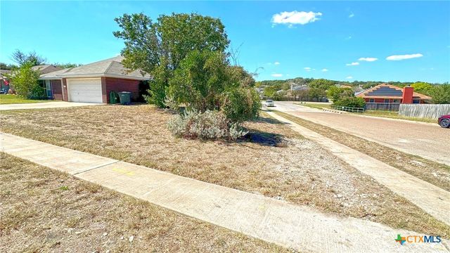 1302 Creek Street, Copperas Cove, TX 76522