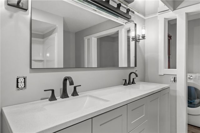 49 Dexter Street, Portsmouth, RI 02871