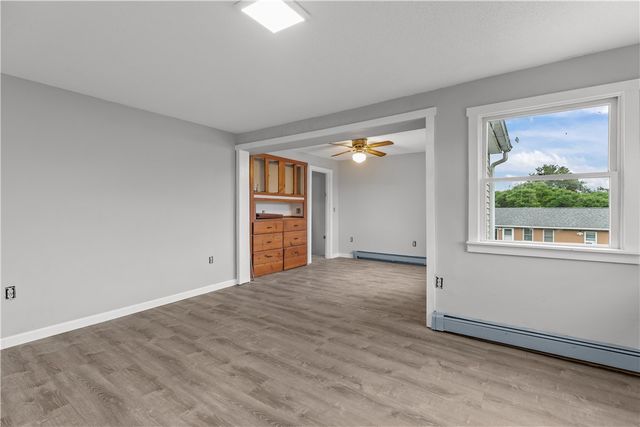 49 Dexter Street, Portsmouth, RI 02871