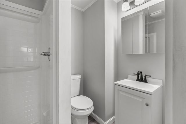 49 Dexter Street, Portsmouth, RI 02871