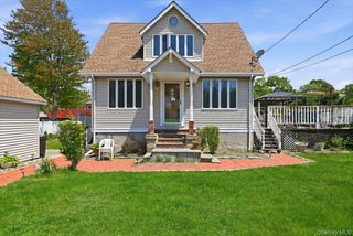 418 Myrtle Avenue, West Islip, NY 11795