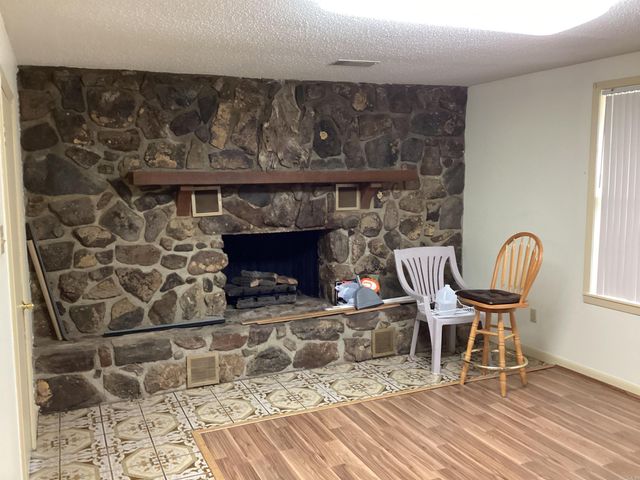 10323 W 20th Street, Little Rock, AR 72205