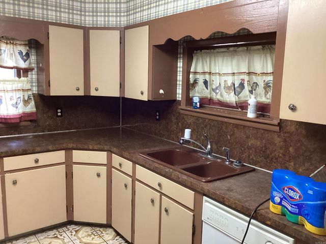 10323 W 20th Street, Little Rock, AR 72205