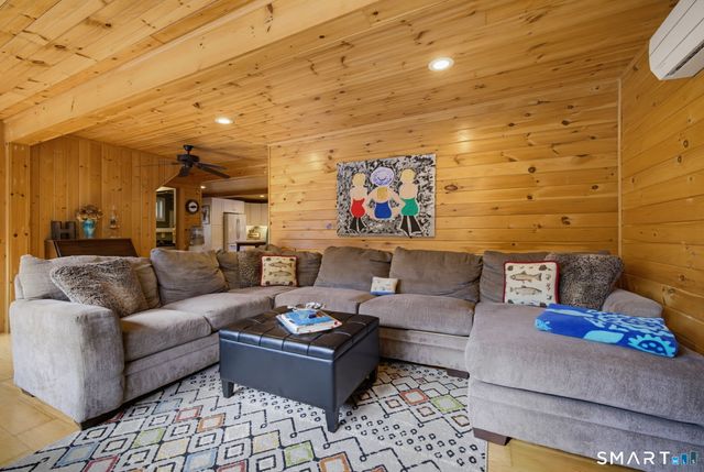15 East Shore Drive, East Haddam, CT 06415