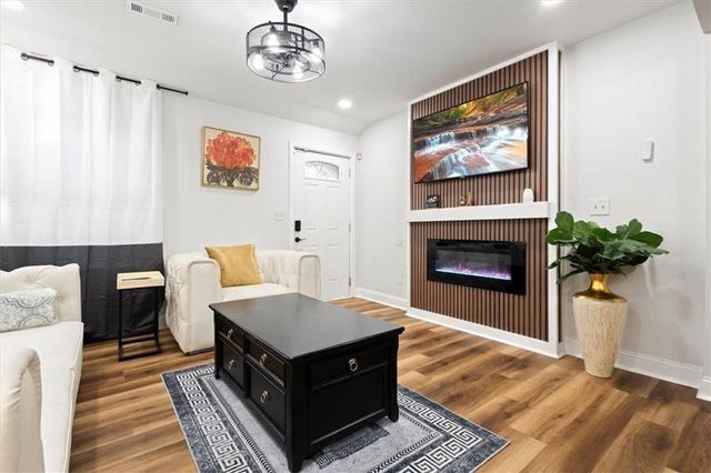 1765 Mary George Avenue NW, Atlanta, GA 30318