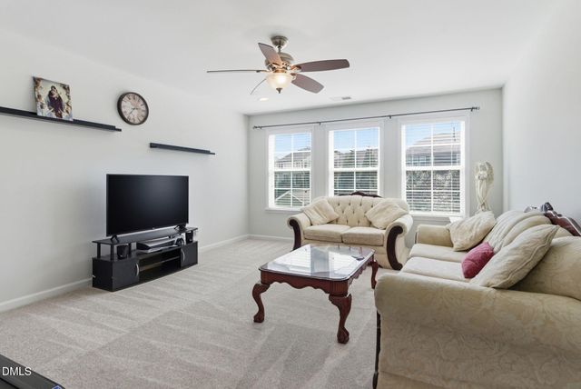 1116 Trotter Bluffs Drive, Holly Springs, NC 27540