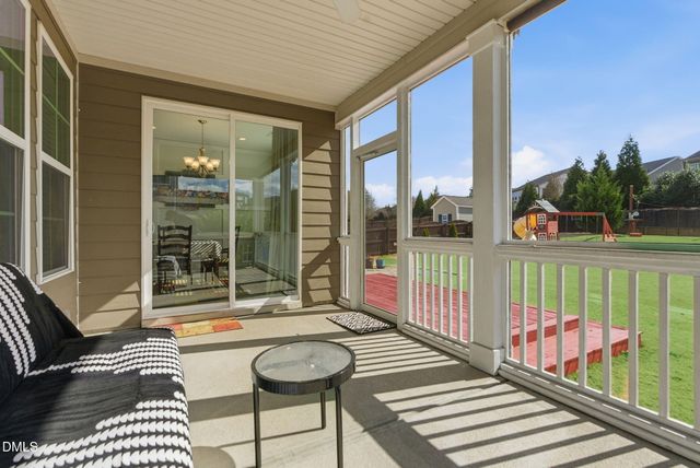 1116 Trotter Bluffs Drive, Holly Springs, NC 27540