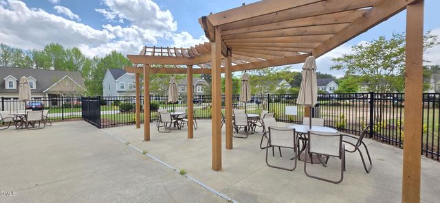 1116 Trotter Bluffs Drive, Holly Springs, NC 27540