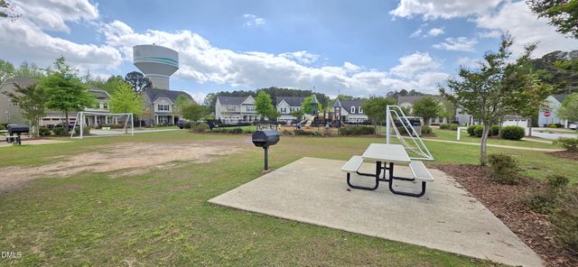 1116 Trotter Bluffs Drive, Holly Springs, NC 27540