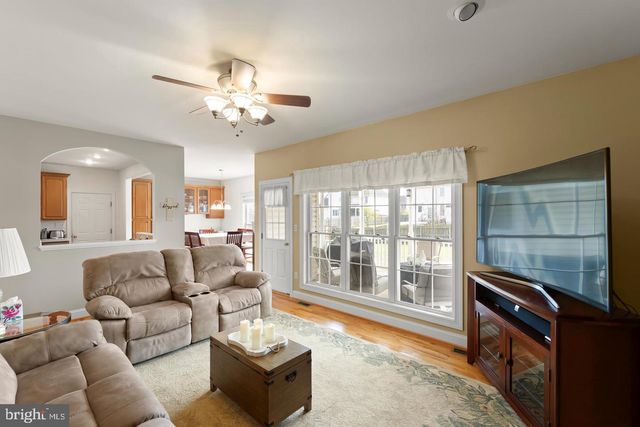 104 MONET TER, Winchester, VA 22602