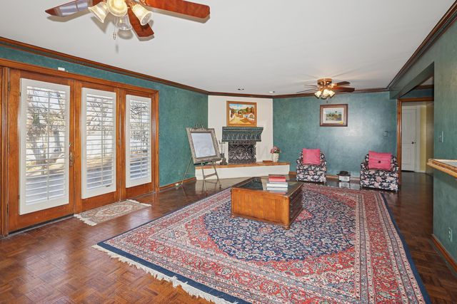 2202 S TRAVIS Street, Amarillo, TX 79109