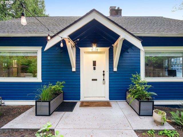 7100 Sw BRIER Pl, Portland, OR 97219