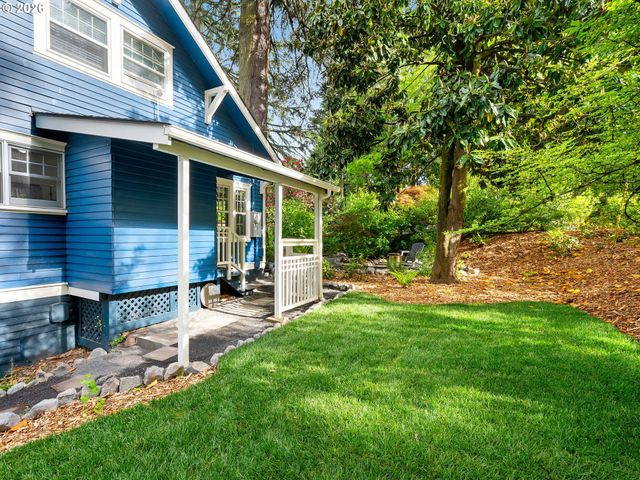 7100 Sw BRIER Pl, Portland, OR 97219