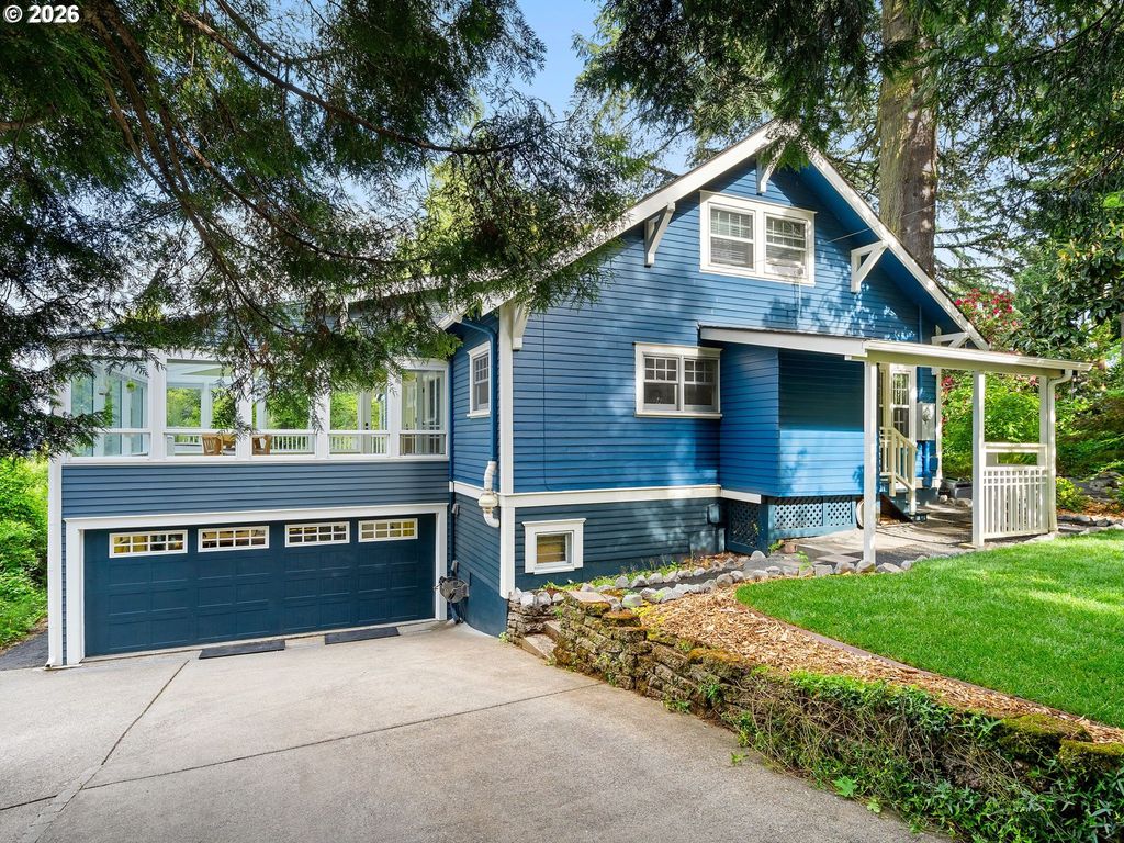 7100 Sw BRIER Pl, Portland, OR 97219