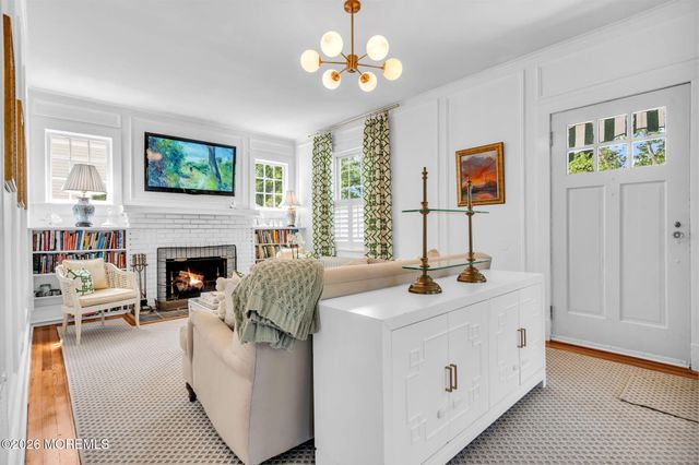 702 River Road, Fair Haven, NJ 07704