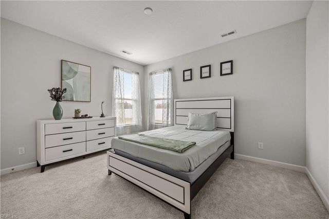 104 Ashbee CT, Moyock, NC 27958