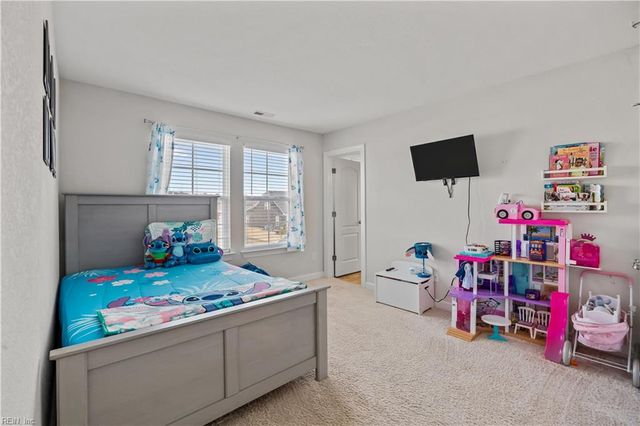 104 Ashbee CT, Moyock, NC 27958