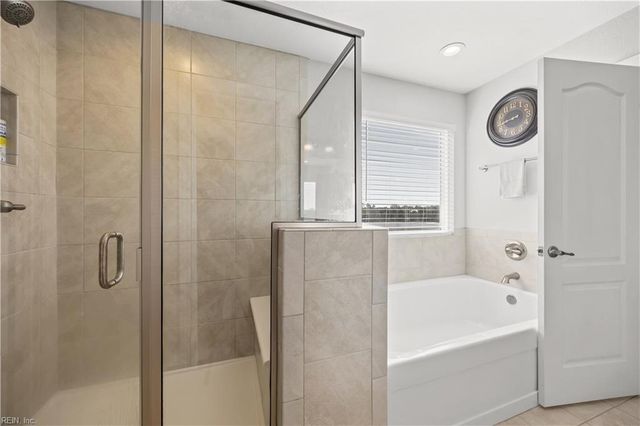 104 Ashbee CT, Moyock, NC 27958