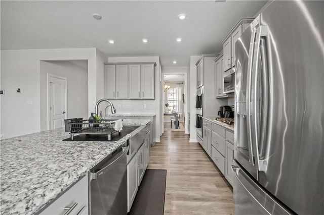 104 Ashbee CT, Moyock, NC 27958