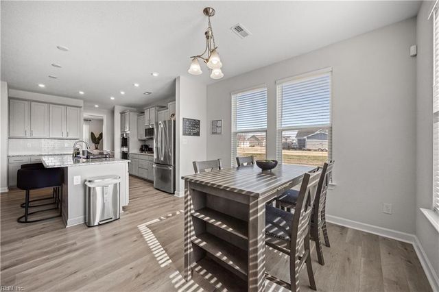 104 Ashbee CT, Moyock, NC 27958