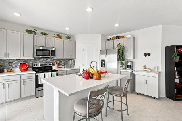 124 CITRINE LOOP, Kissimmee, FL 34758