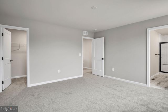 11 FAMILY DR, Carlisle, PA 17013