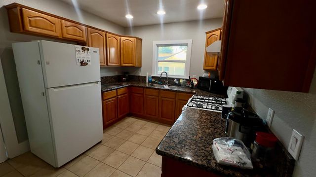 3621 43rd St, Sacramento, CA 95817