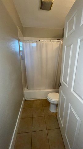 3621 43rd St, Sacramento, CA 95817