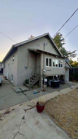 3621 43rd St, Sacramento, CA 95817