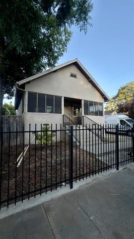3621 43rd St, Sacramento, CA 95817