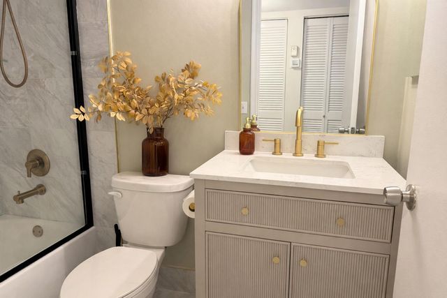 179 Waterside Drive 179, Hypoluxo, FL 33462