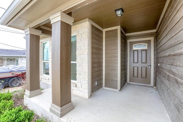 20111 Travis DR B, Lago Vista, TX 78645