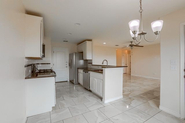 20111 Travis DR B, Lago Vista, TX 78645