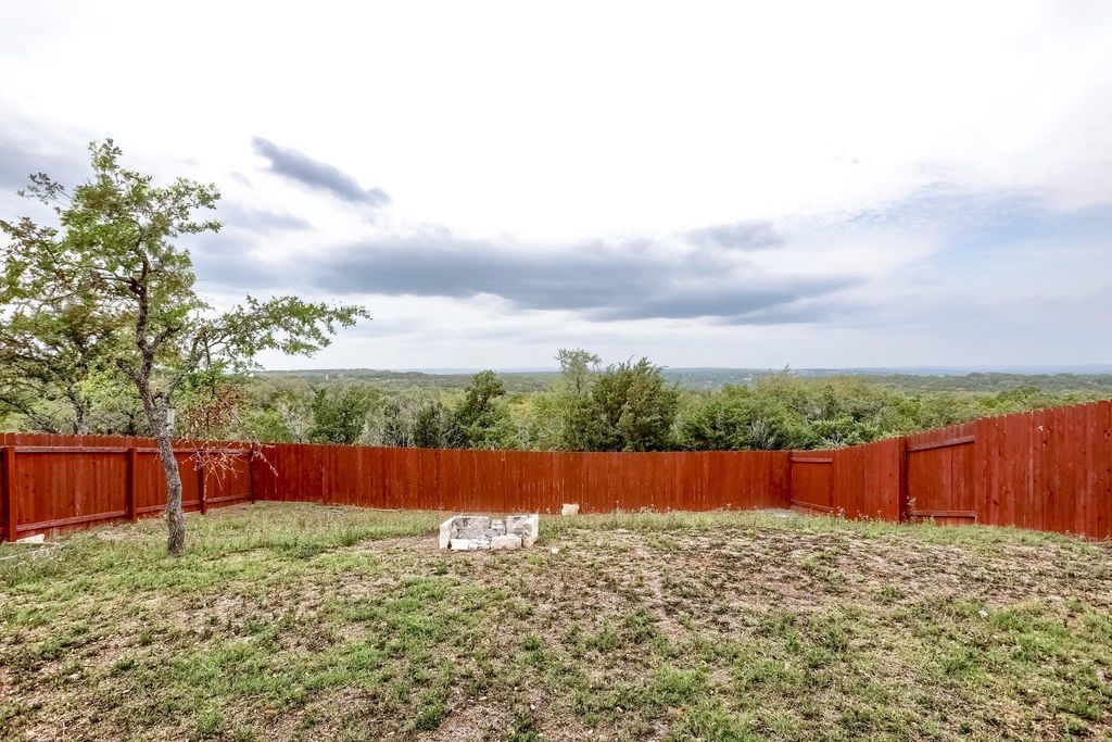 20111 Travis DR B, Lago Vista, TX 78645