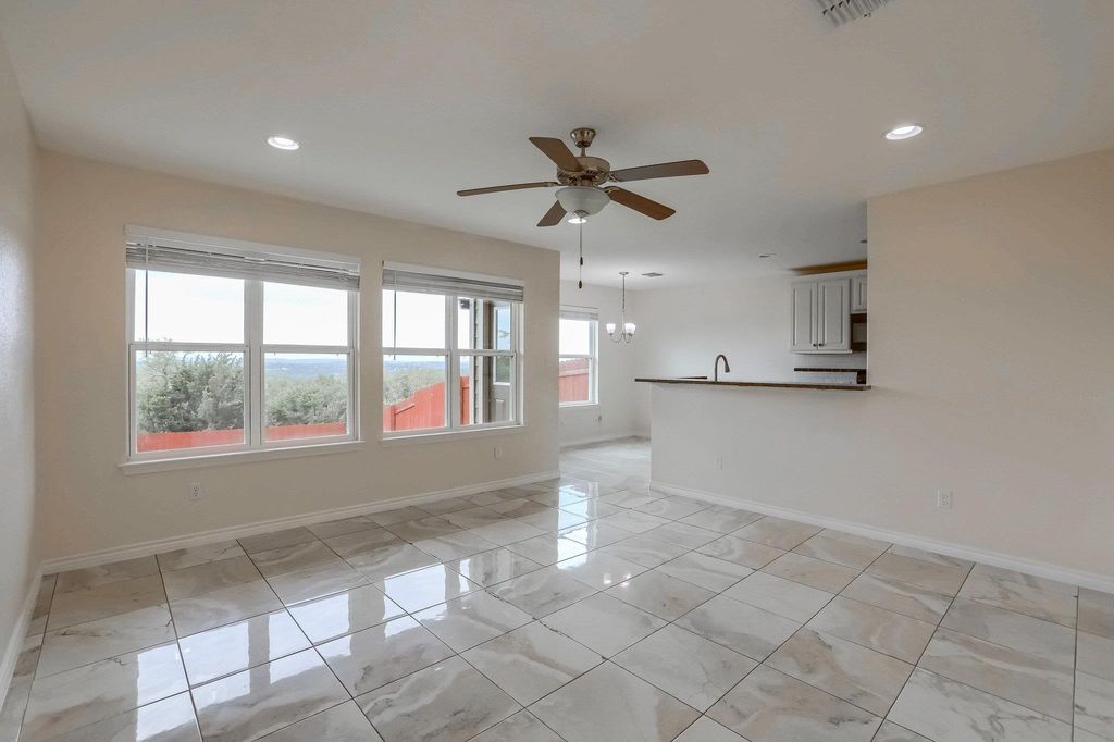 20111 Travis DR B, Lago Vista, TX 78645