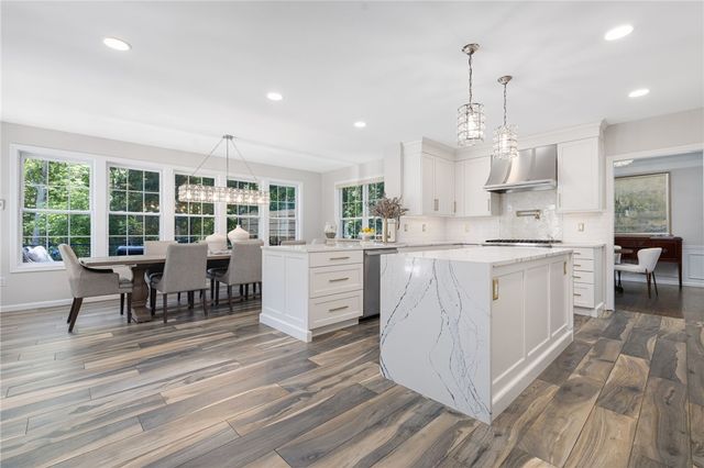64 Fieldstone Lane, North Kingstown, RI 02874