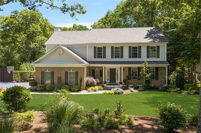 64 Fieldstone Lane, North Kingstown, RI 02874
