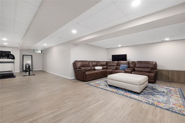 64 Fieldstone Lane, North Kingstown, RI 02874