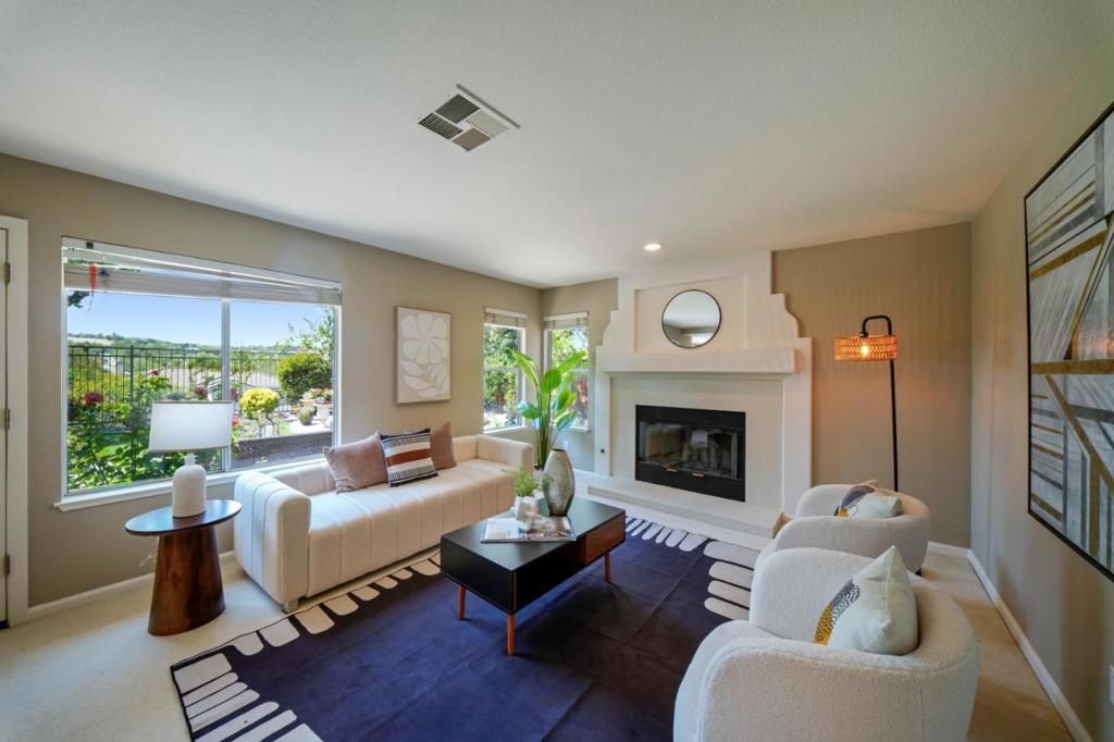 Image 14 of property listing at 5247 Ligurian Court, San Jose, CA 95138