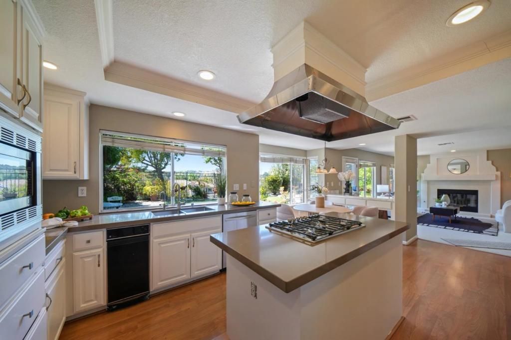 Image 18 of property listing at 5247 Ligurian Court, San Jose, CA 95138