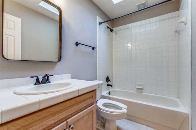 4004 Winter Park Lane, Addison, TX 75001