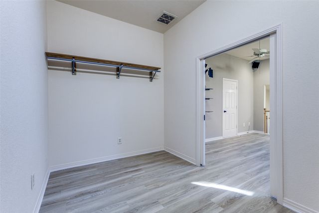 4004 Winter Park Lane, Addison, TX 75001