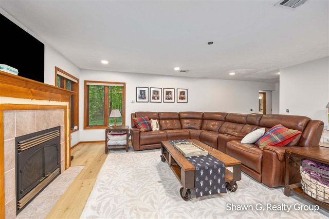 8837 56th Avenue, Hudsonville, MI 49426