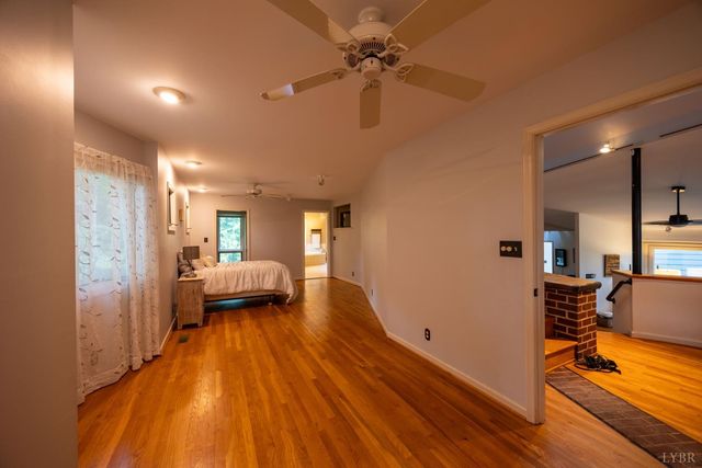 2246 Country Club, Appomattox, VA 24522