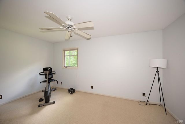 2246 Country Club, Appomattox, VA 24522