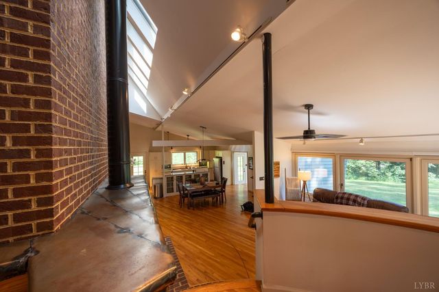 2246 Country Club, Appomattox, VA 24522