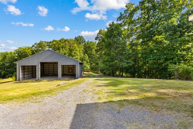 3270 Lake Kathy Road, Tunnel Hill, GA 30755